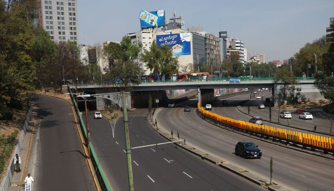 Tráfico en CDMX (Foto: Cuartoscuro)