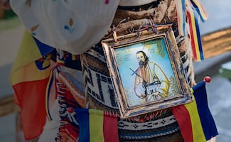 El Parravicini de Transilvania, el sacerdote con pinturas de predicciones ocultas en una iglesia