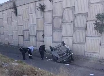Auto cae 10 metros y deja un muerto en Amecameca-Chalco, ¿fue un accidente o algo más?