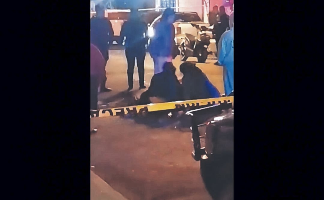 Comenzaron peleando 3 contra 1 a golpes, no pudieron a puño limpio contra él y lo balearon
Imagen: Especial