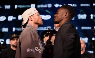 A 21 años de su debut, Canelo quiere cobrar revancha y arrebatarle el trono a M’billi
