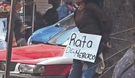¡Justicia por mano propia! Amarran y golpean a ratera del Mercado Negro en Cuautitlán Izcalli