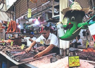 Le pondrán más agua al pozole: Este 16 de septiembre saldrá más caro hacer el platillo mexicano