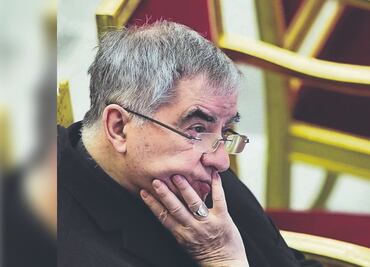 Angelo Becciu, el Cardenal destituido por el Papa que quiere participar en el Conclave