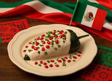 ¿Cuántas calorías tiene un chile en nogada? Disfruta del platillo más famoso de las Fiestas Patrias