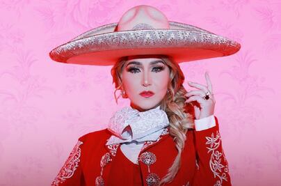 Alicia Villarreal denuncia formalmente a Cruz Martínez y obtiene orden de restricción