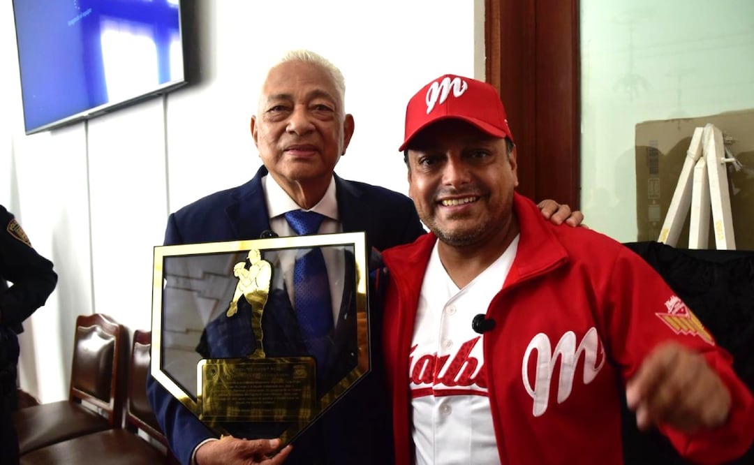 Foto: Especiales (“El Zurdo” Ortiz: Leyenda de los Diablos Rojos recibe un histórico reconocimiento en el Congreso)