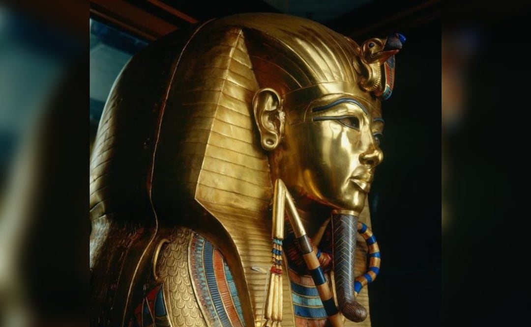 Imagen: X @MissCelaneaOne  (El tesoro más fascinante del mundo: La historia de la tumba de Tutankamón )
