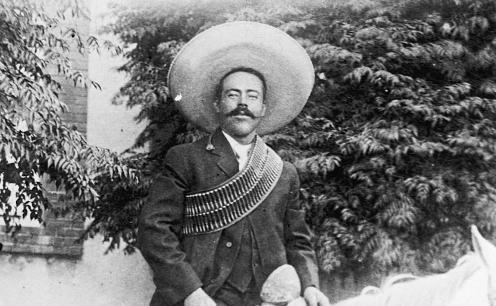 El Monumento a la Revolución es una tumba ¿Quiénes descansan debajo de su construcción?