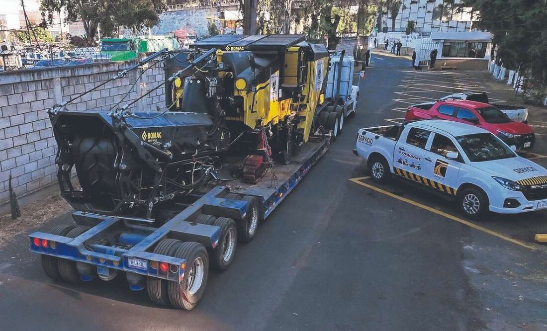 Foto: Especiales 8Adiós a baches y hoyos en avenidas de Edomex: Delfina Gómez emplea acciones )