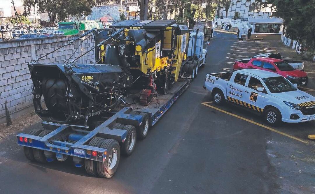 Foto: Especiales 8Adiós a baches y hoyos en avenidas de Edomex: Delfina Gómez emplea acciones )