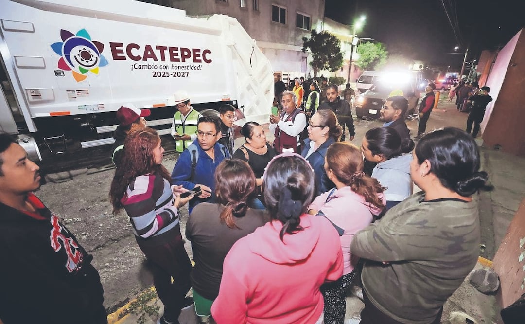 Azucena Cisneros amplía recolección nocturna de basura a Ciudad Cuauhtémoc en Ecatepec
Imagen: Especiales