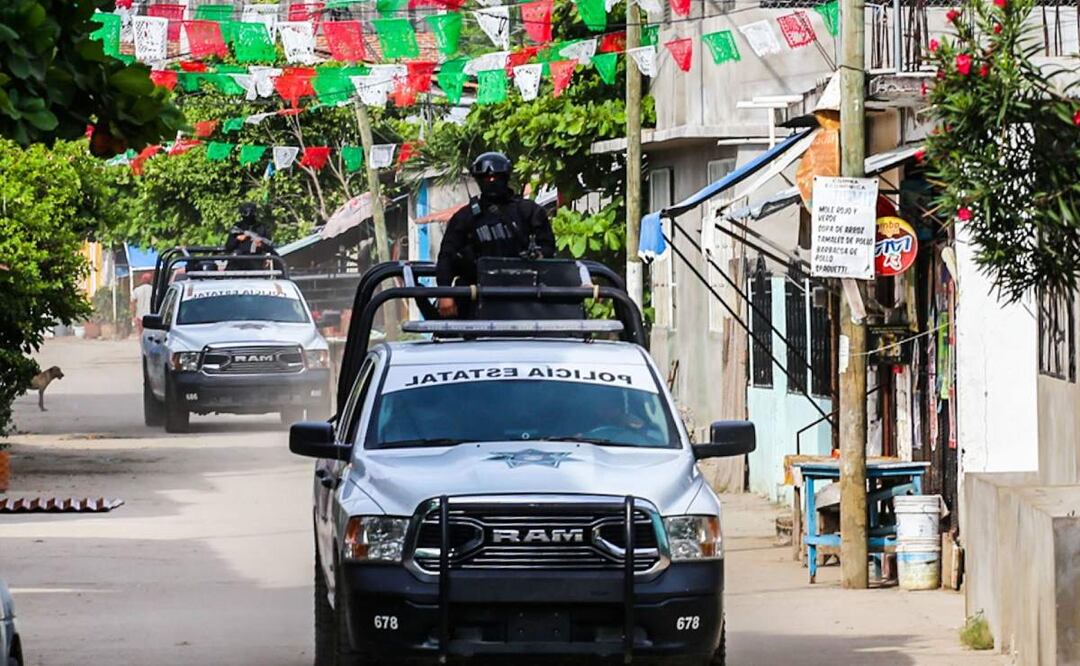 Ni a la autoridad respetan, asesinan a 13 policías en Guerrero