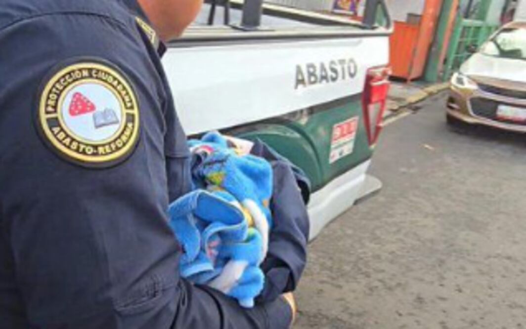 Abandonan a bebé en el Metro CDMX (Foto: Especial)