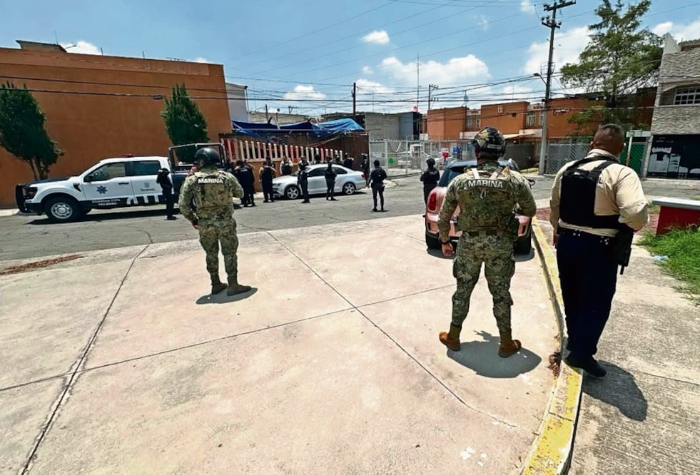¡Infierno en Tecámac! Ladrón secuestra a su familia para no ser detenido (Foto: Especial)