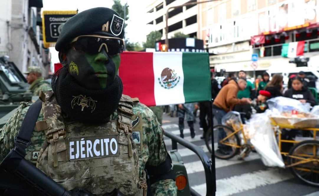 Calles cerradas por el desfile del 16 de septiembre en la CDMX. Foto: (Osmar Alvarado)