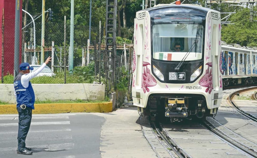 Nuevo sistema del Tren Ligero CDMX no estará listo a tiempo. Foto: (Santiago Cadena)
