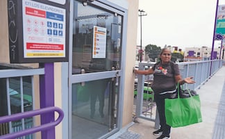 “Solo los inauguraron para la foto”: vecinos reclaman elevadores sin funcionar en el Estadio Banorte