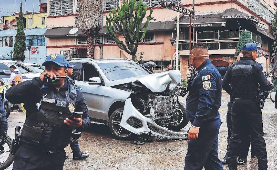 ¡Pisteaban y soltaron bala! Caen dos tras chocar contra una patrulla en la Cuauhtémoc
Foto: OSMAR ALVARADO. EL GRÁFICO