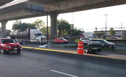 Motociclista fallece arrollado en Periférico Sur, el casco quedo intacto