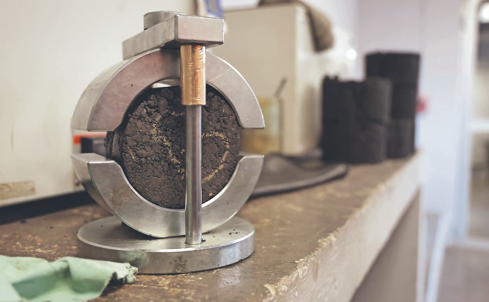 CDMX invertirá 200 millones para renovar su planta de asfaltoImagen: FERNANDA ROJAS. EL GRÁFICO