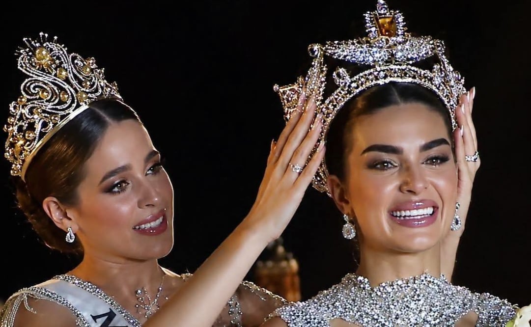 Fátima Bosch entrega la corona de Miss Universe México (Vía: Redes)