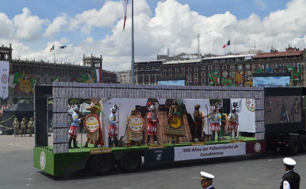 Foto: Lizeth Guzmán (Desfile del Día de la Revolución Mexicana )
