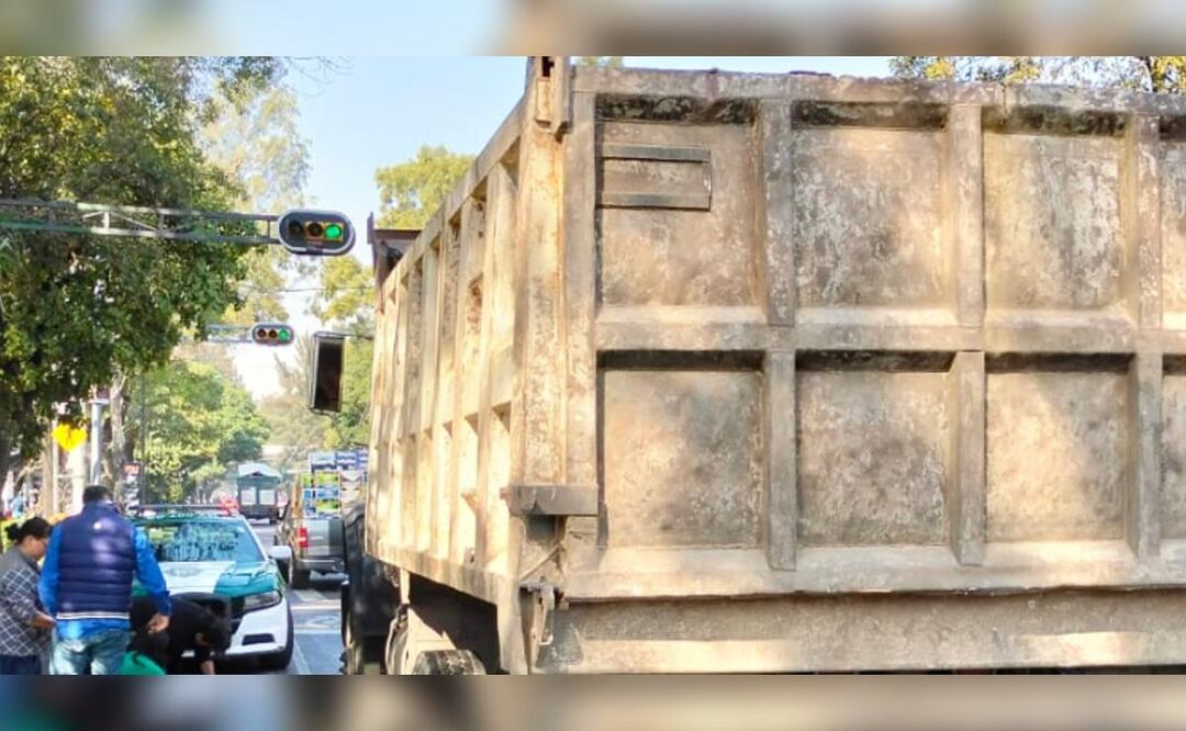 Torton dejó expuestos tendones de adulto mayor en Iztapalapa