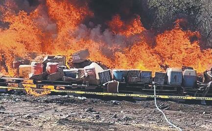 Golpe al narcotráfico: FGR incinera 4 toneladas de drogas y equipo del crimen organizado en Sinaloa