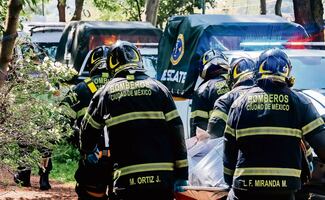 ¡Casi era hielo! Encuentran el cadáver de un hombre dentro del agua en Xochimilco 