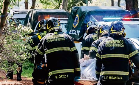 ¡Casi era hielo! Encuentran el cadáver de un hombre dentro del agua en Xochimilco 