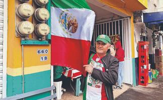 Nahum vio nacer al Estadio Azteca y ahora vive su tercer Mundial