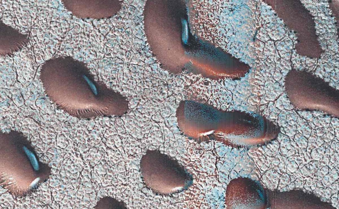 La NASA difunde impactantes imágenes de como se ve la primavera en Marte