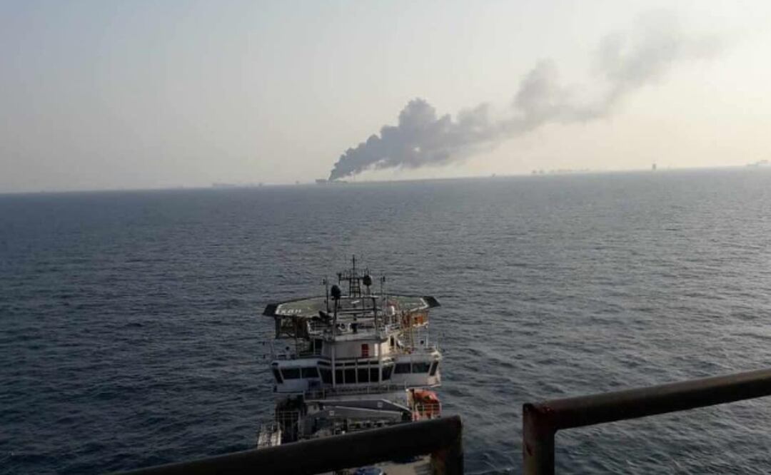 Pemex informa saldo de personas afectadas por explosión en plataforma petrolera de Campeche