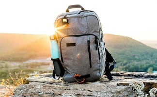 La capacidad de las mochilas: ¿Por qué se mide en litros y no en kilos? 