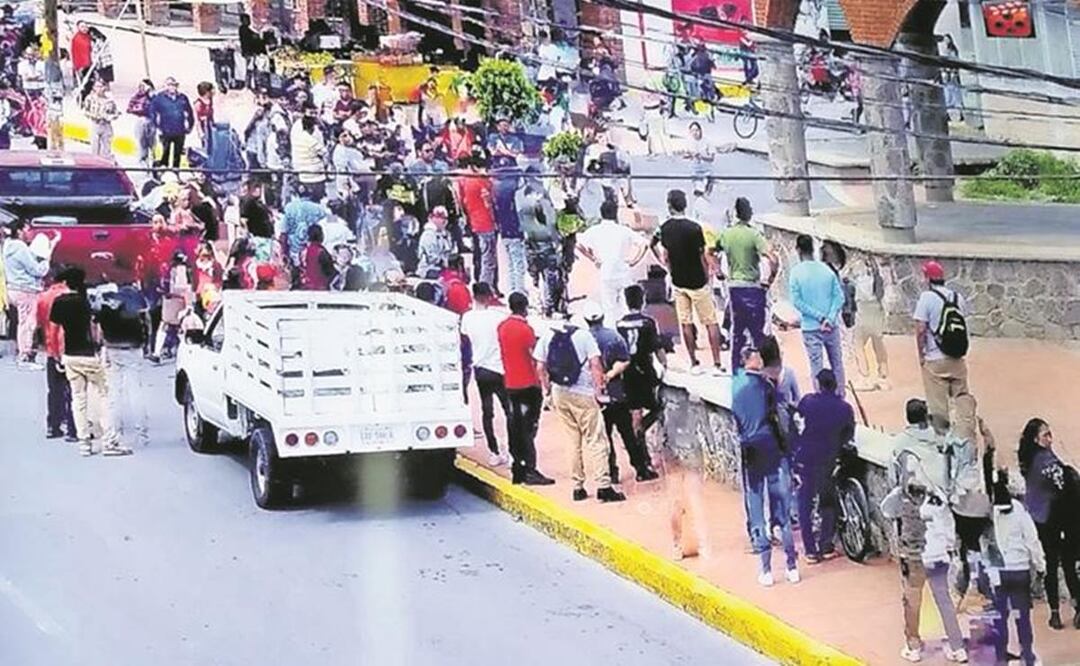 Vecinos encuentran a abusador de una chavita y lo golpean hasta la muerte, en Edomex