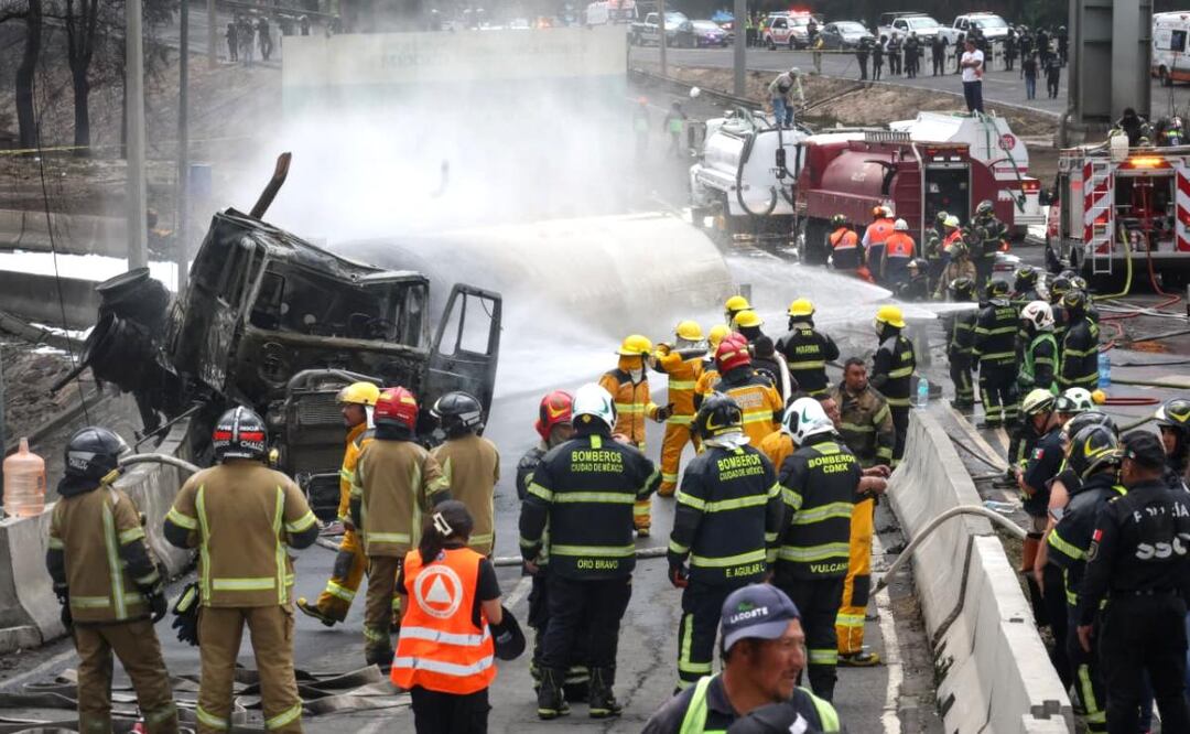 Foto: Luis Camacho (Ya van 13 muertos tras explosión de pipa en Puente La Concordia de Iztapalapa)