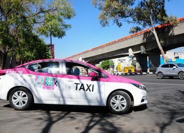 Taxista acompaña a su pasajero por las argollas ¿En qué terminó el hecho?