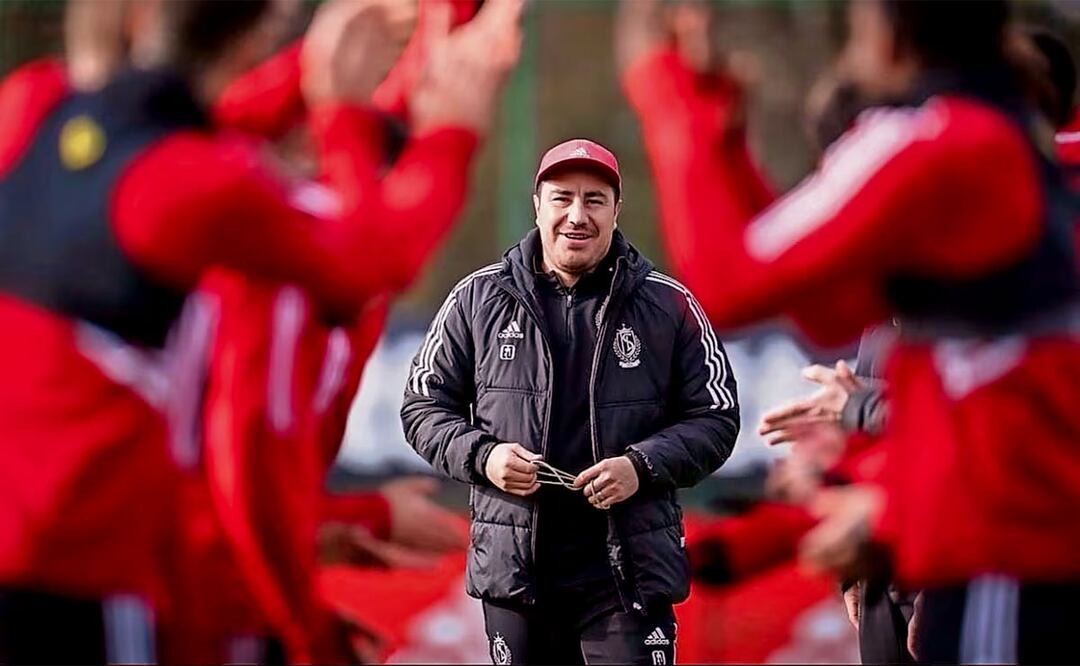 Campeón del Mundo Sub-17 en 2005, señala errores que tienen en crisis al futbol mexicano