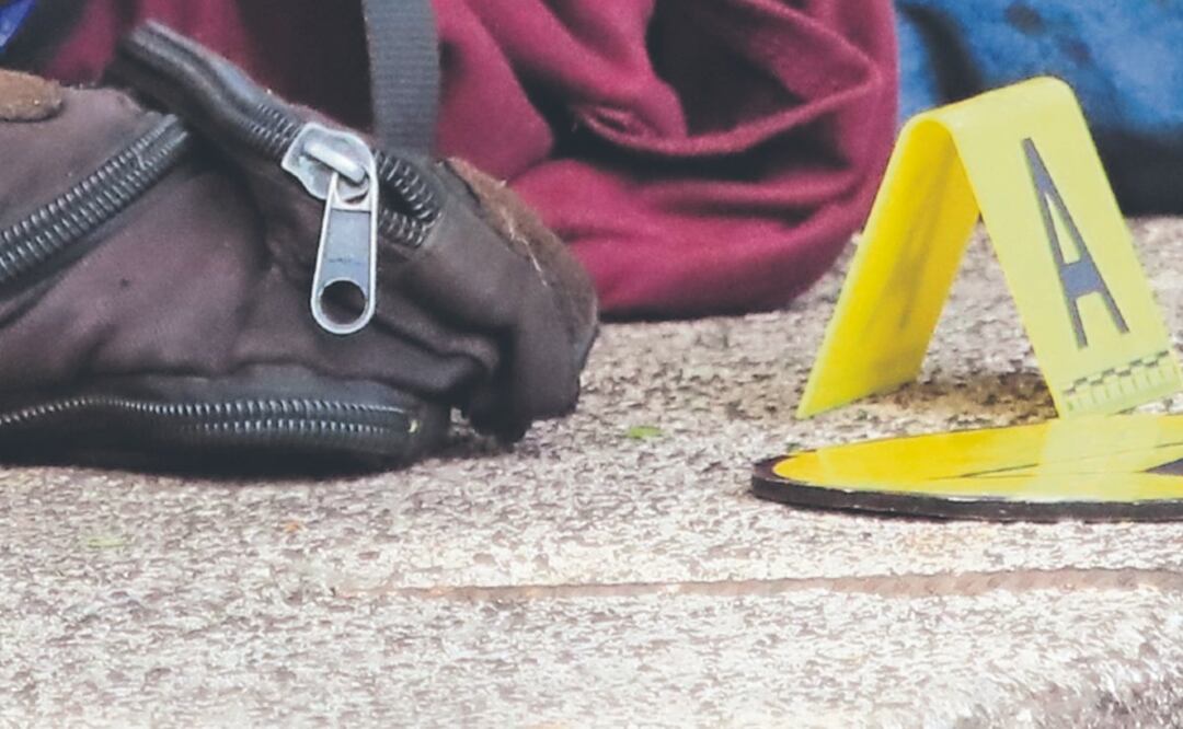 Apuñalan a un hombre y camina hasta morir, frente a la Cámara de Diputados