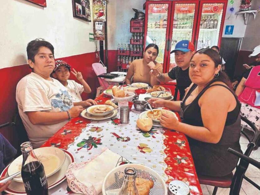 caldos_de_gallina_colonia_desarrollo_urbano_quetzalcoatl.jpg