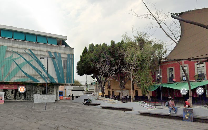 ¡Terror en Plaza Garibaldi! Riña en cantina termina en asesinato a balazos