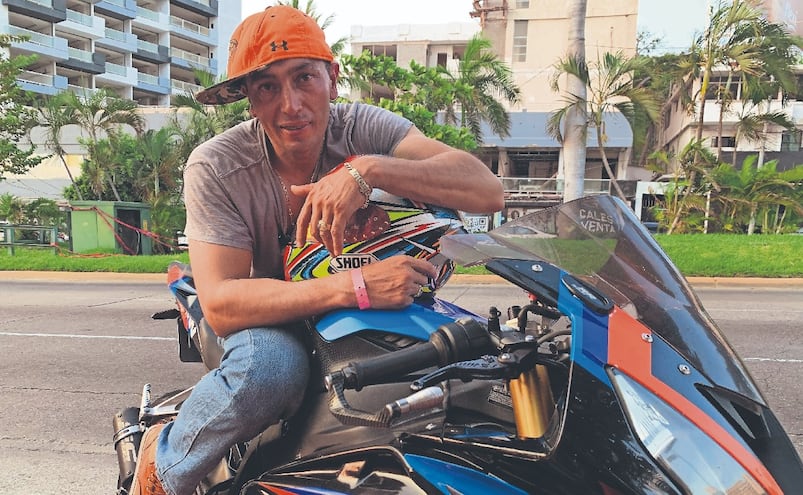 Acamoto 2026: El "Niño Gasolina" viaja desde la CDMX y advierte sobre pilotos inexpertos