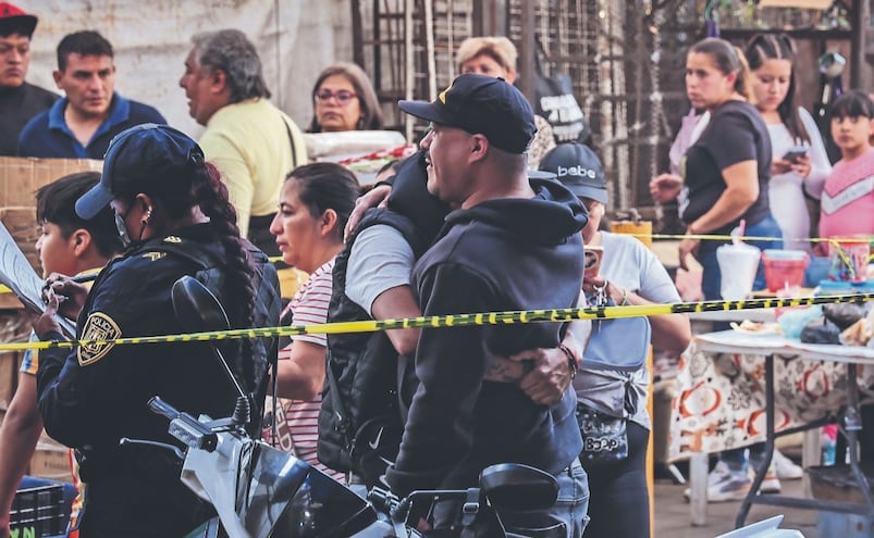 Se echan "al Brayan" en calles de Tepito, su hijo quedó gravemente herido tras balacera