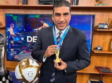 Alejandro Villalvazo se pone al tú por tú con defraudadores y los expone en pleno noticiero