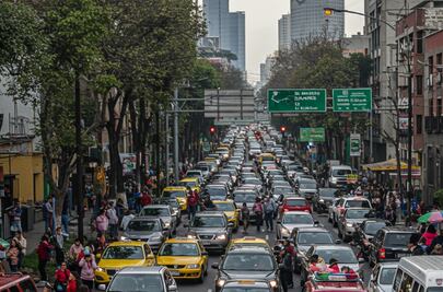 Marchas y bloqueos en CDMX: Afectaciones viales HOY jueves 10 de abril 🚶‍♀️🚗