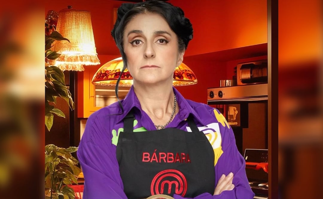 Bárbara Torres se queda atorada en estacionamiento