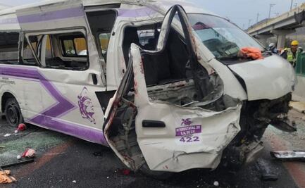 Volcadura de combi en la México-Puebla deja 15 lesionados