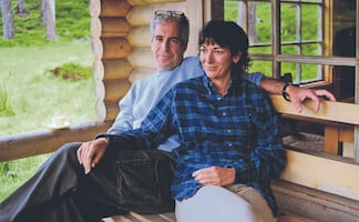 Expareja de Epstein desafía al Congreso y solo hablaría si Trump la perdona