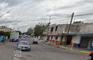 ¡Otro asesinato más! Pareja acribillada en Azcapotzalco mientras circulaba en su coche